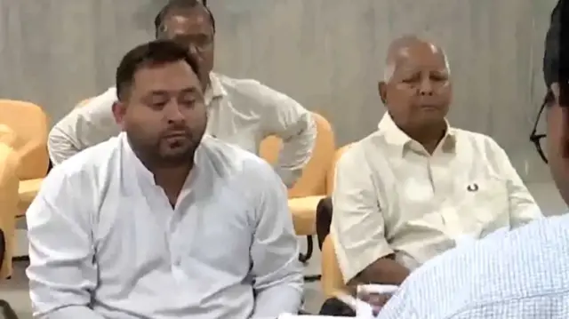 तेजस्वी यादव