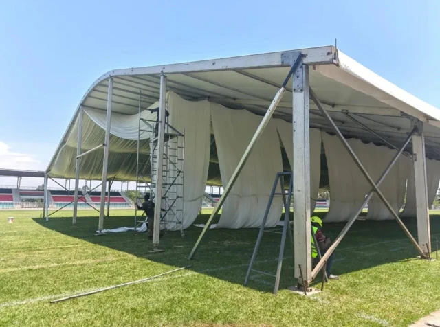 Hema lawekwa katika eneo ambalo mwili wa Raila utaagwa kabla ya kuzikwa