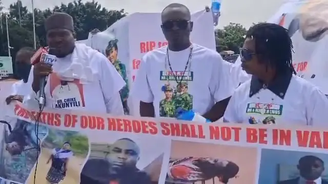 Ndị mere ngagharịiwe akatọọla oku a na-akpọ maka ntọhapụ Nnamdi Kanu
