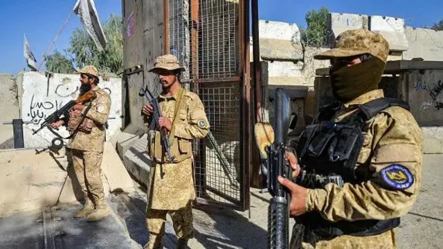 افغان طالبان، پاکستان