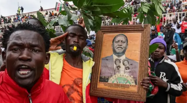 Médecins Sans Frontières kọwara na ha nwetara mkpesa ma nnyocha mmadụ ruru otu nari na iri isii na atọ ebe ndị ụlọọrụ ha nọ na ama egwurewgu ndị merụrụ ahụ.