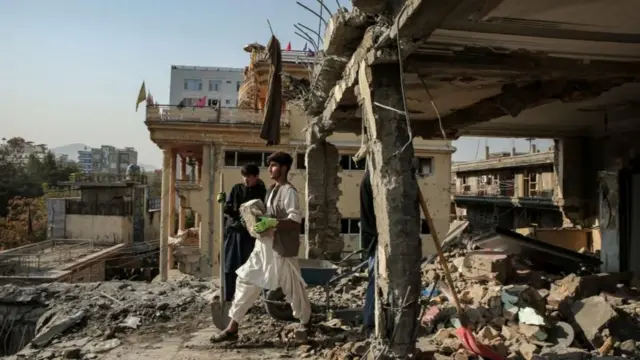 Kundi la Taliban limeishutumu Pakistan kwa kufanya mashambulizi katika mji mkuu wa Afghanistan Kabul