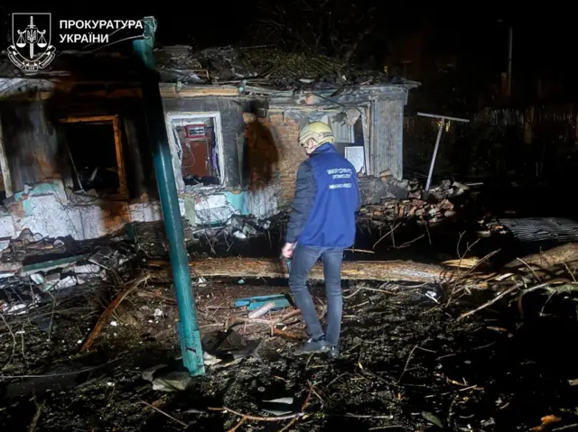 Под авиаудар ночью попали дома в частном секторе, заявили власти