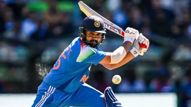 भारतीय बल्लेबाज़ रोहित शर्मा