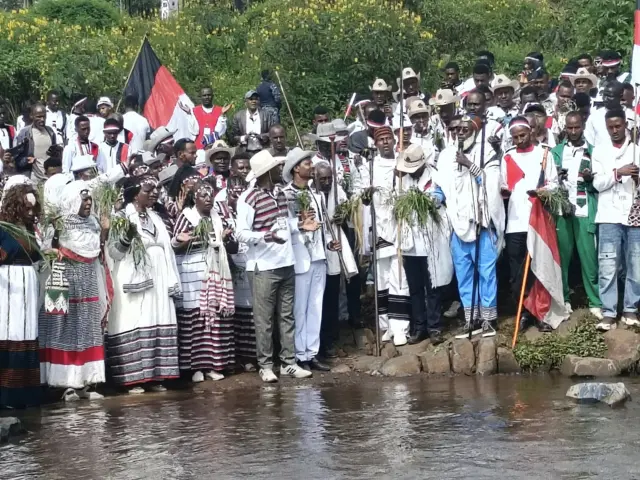 Godina saba Majaang ummata magaalaa Meexxii irreeffachaa jiran