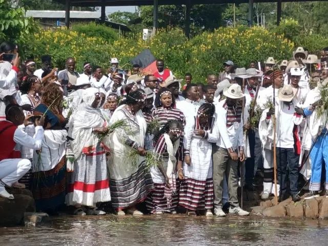 Godina saba Majaang ummata magaalaa Meexxii irreeffachaa jiran
