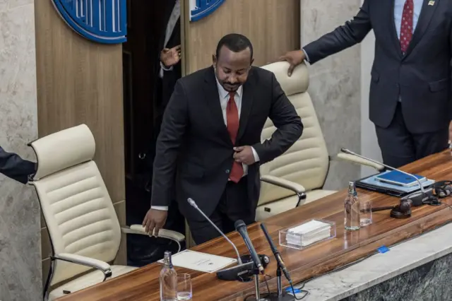 MM Abiy yeroo paarlaamaa seenanii bakka qabataa jiran