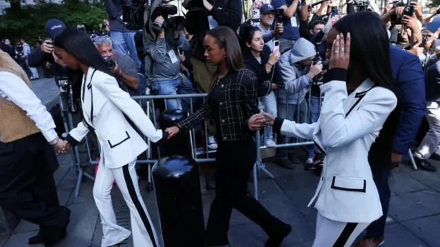 Chance Combs, D'Lila Combs na Jessie Combs wanafika mahakamani