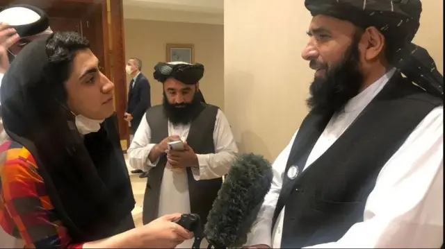 Shazia Haya (lBidix) waxay la hadashay xubin sare oo ka tirsan Talibaan intii ay socdeen wadahadalka ay la leyihiin dowladda Afghanista