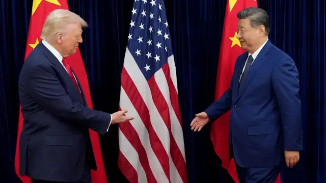 Oge Onyeisiala Trump mba Amerịka na Onyeisiala Xi Jinping mba Chaịna zutere onwe ha na Saụt Korịa