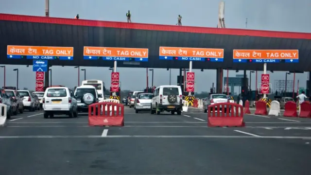 टोल प्लाज़ा