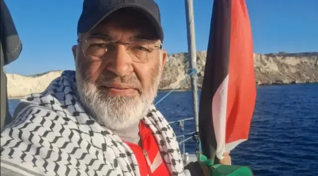 مشتاق احمد خان