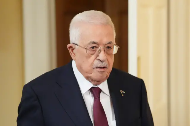 الرئيس الفلسطيني محمود عباس