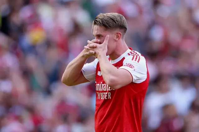 Viktar Giyookeres Barnilee irratti galchii jalqabaa Arsenaaliif lakkoofsise