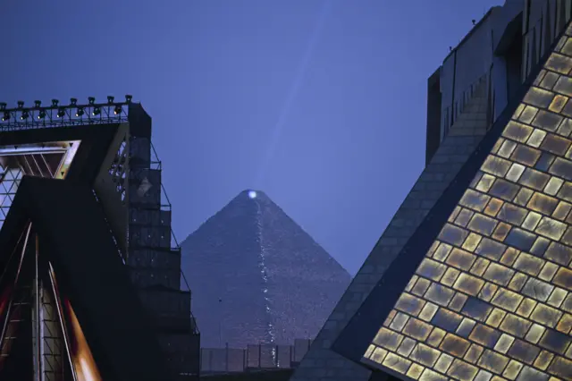 المتحف المصري الكبير