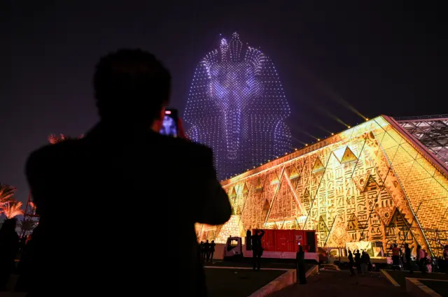 المتحف المصري الكبير