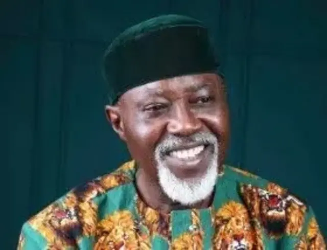 Onye ji otu ndọrọndọrọ ọchịchị Lebọ patị zọọ ọkwa bụ George Moghalu