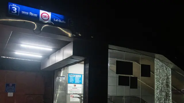 लाल क़िला मेट्रो स्टेशन