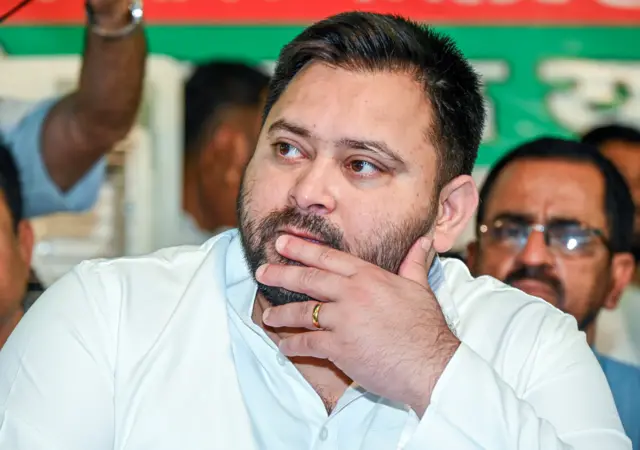 तेजस्वी यादव