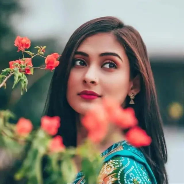 অভিনেত্রী মেহজাবীন চৌধুরী