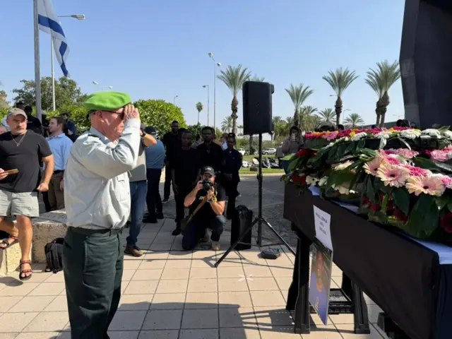 Mwili wa Mtanzania Joshua Molel ukiagwa nchini Israel