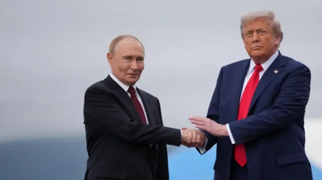 Путин и Трамп на Аляске, архивное фото