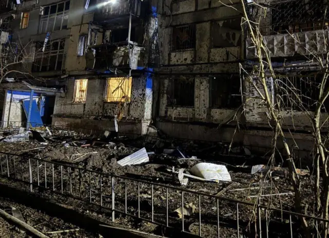 Поврежденное здание