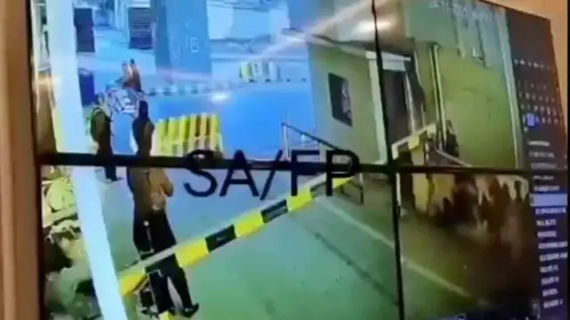 پشاور میں ایف سی ہیڈکوارٹرز پر حملے کی سی سی ٹی وی ویڈیوز