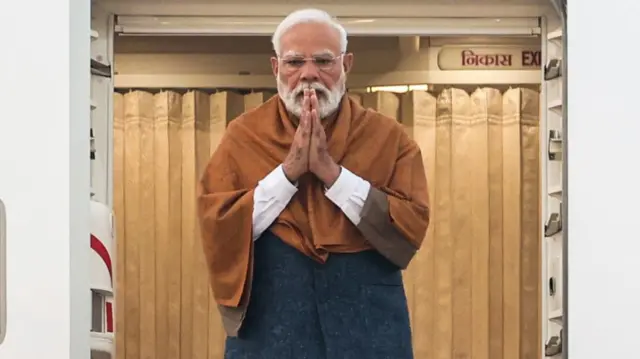 प्रधानमंत्री नरेंद्र मोदी