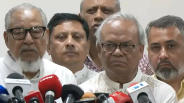 বিএনপির একটি প্রতিনিধিদল প্রধান নির্বাচন কমিশনারের সঙ্গে দেখা করে এসব দাবি তুলে ধরেন