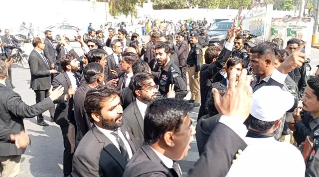 احتجاج
