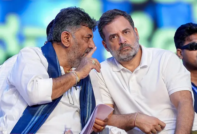 डीके शिवकुमार और राहुल गांधी