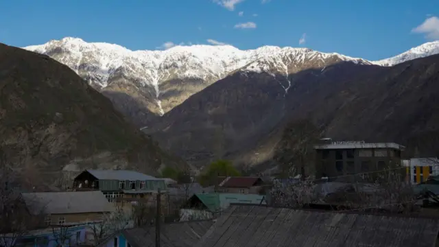 ताजिकिस्तान और अफ़ग़ानिस्तान बॉर्डर