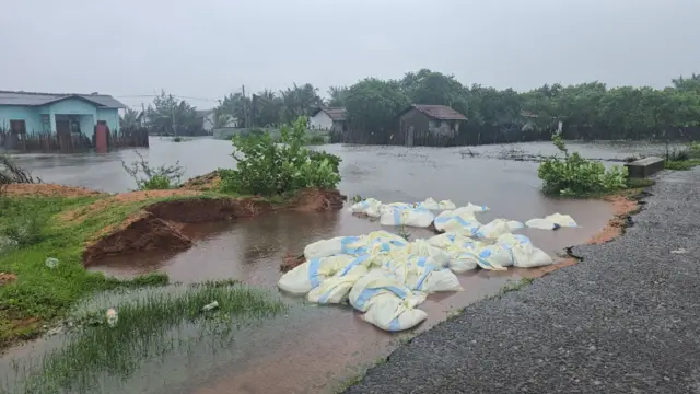 මන්නාරම දිස්ත්‍රික්කයේ ජල ගැලීම්