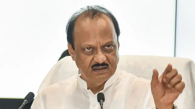 अजित पवार