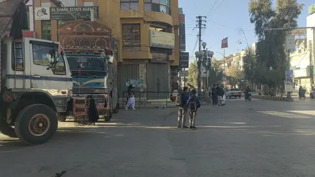 ریڈ زون جانے والے تمام راستے بند