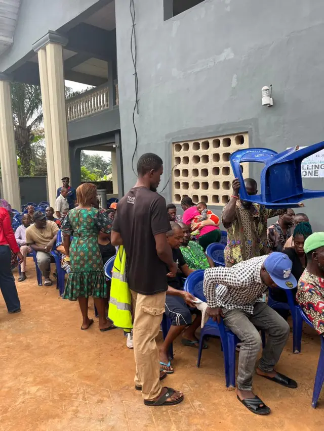 A malitela ịtụ vootu n'Isuofia