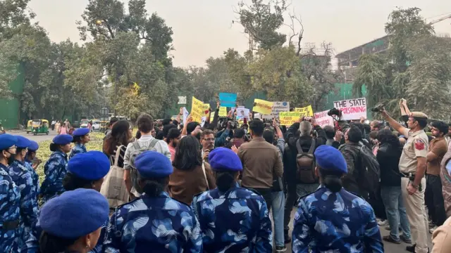 दिल्ली में प्रदर्शन