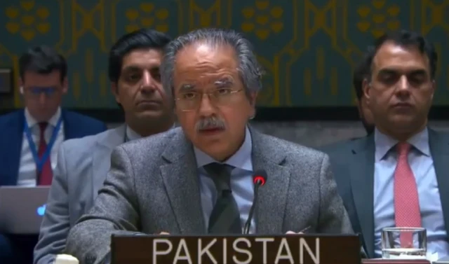 عاصم افتخار