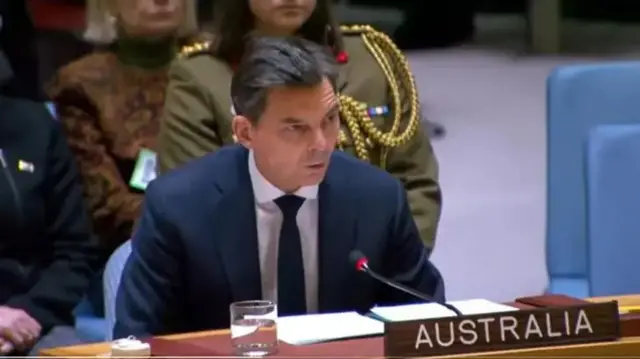 جیمز لارسن سفیر استرالیا در سازمان ملل متحد