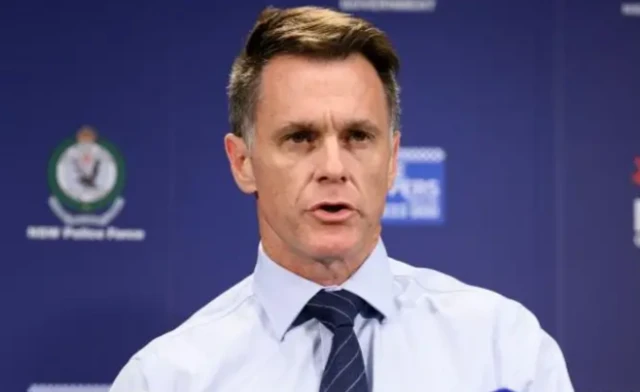 کریس مینز، وزیر‌اول ایالت نیو ساوت ولز