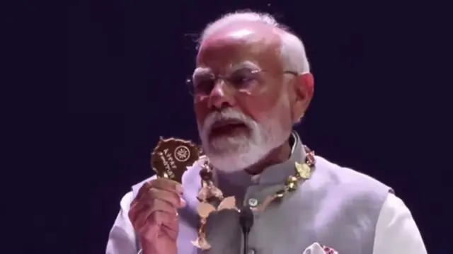प्रधानमंत्री नरेंद्र मोदी