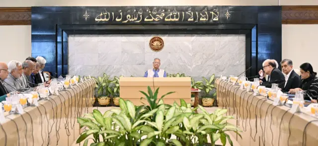 উপদেষ্টা পরিষদের বৈঠক