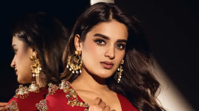 अभिनेत्री निधि अग्रवाल