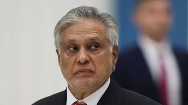 पाकिस्तान के उप प्रधानमंत्री इसहाक़ डार