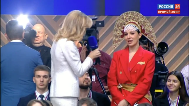 Участники мероприятия ждут Путина, он задеживается
