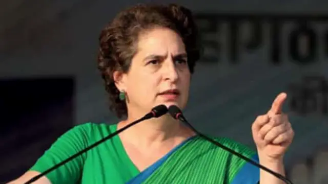 कांग्रेस सांसद प्रियंका गांधी एक सभा में भाषण देते हुए (फ़ाइल फ़ोटो)