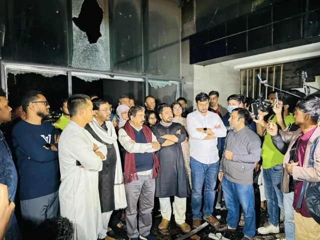 নাহিদ ইসলাম দলীয় নেতাদের সাথে নিয়ে ১৯শে ডিসেম্বর ডেইলি স্টার কার্যালয় পরিদর্শন করেছিলেন