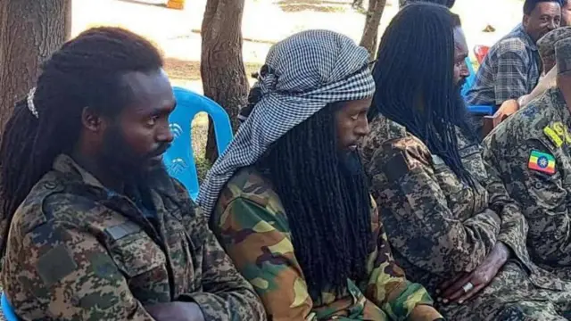 Hidhattoota mootummaatti harka kennatan