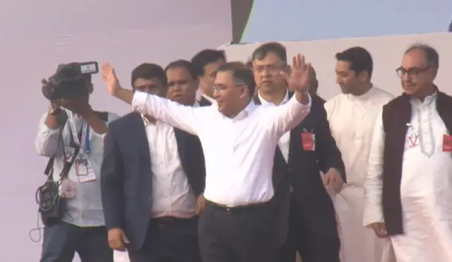 সংবর্ধনাস্থলে তারেক রহমান